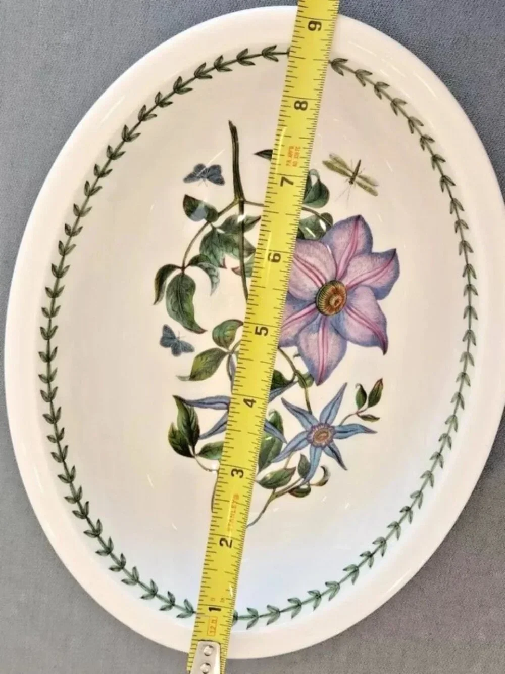 PORTMEIRION BOTANIC GARDEN VINTAGE 9” OVAL SERVING BOWL – CLEMATIS, BUTTERFLY